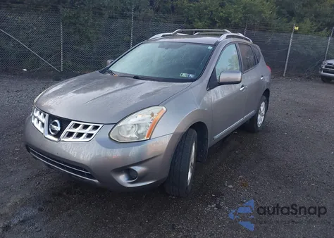 2013 Nissan Rogue Sv z USA, uszkodzony, nr VIN JN8AS5MV4DW622674